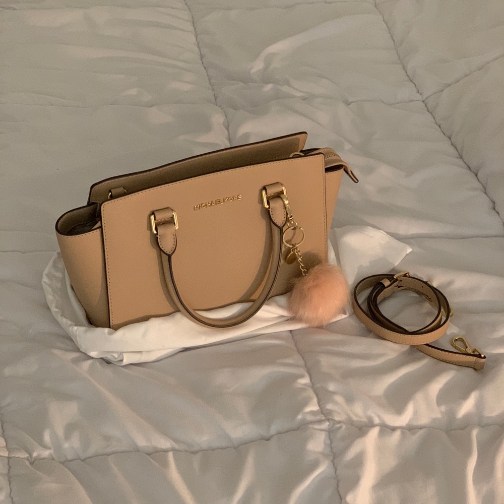Michael Kors Selma Medium Leather Satchel